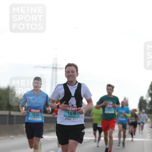 03.10.2024 - Köhlbrandbrückenlauf Fuchs,  Jonas http://msf.ph/oto/7169080 03.10.2024 09:11:13 Position 3 1033, 1076 meine-sportfotos.de