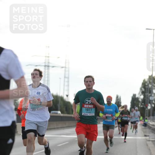 03.10.2024 - Köhlbrandbrückenlauf Fuchs,  Jonas http://msf.ph/oto/7169142 03.10.2024 09:11:14 Position 3 1123, 29, 1077, 213 meine-sportfotos.de