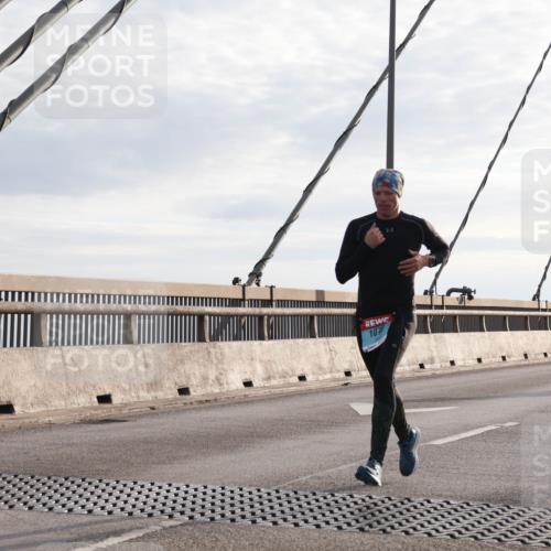 03.10.2024 - Köhlbrandbrückenlauf Matties Gatica Varas http://msf.ph/oto/7169187 03.10.2024 09:20:53 Position 2 1070, 1017 meine-sportfotos.de
