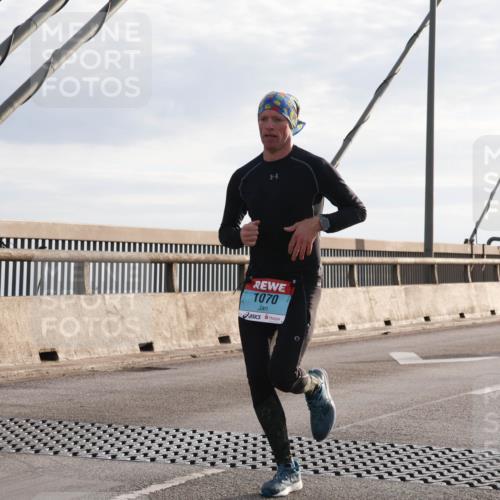 03.10.2024 - Köhlbrandbrückenlauf Matties Gatica Varas http://msf.ph/oto/7169226 03.10.2024 09:20:54 Position 2 1070 meine-sportfotos.de