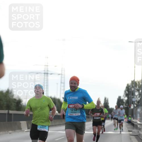 03.10.2024 - Köhlbrandbrückenlauf Fuchs,  Jonas http://msf.ph/oto/7169243 03.10.2024 09:11:16 Position 3 1213 meine-sportfotos.de