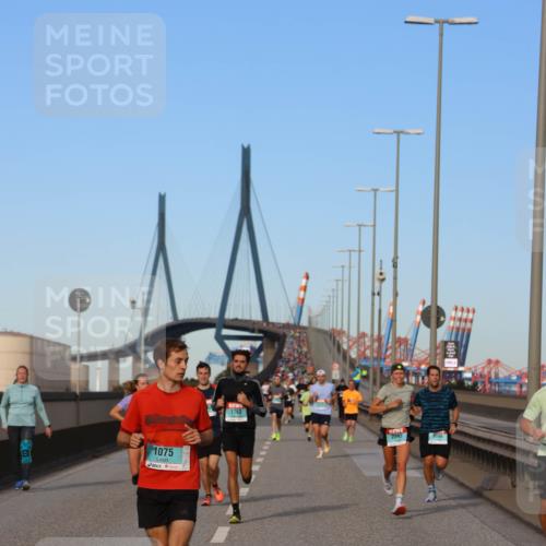 03.10.2024 - Köhlbrandbrückenlauf Miley Keyser http://msf.ph/oto/7169259 03.10.2024 09:43:30 Position 3 1075, 1763, 2293, 1066 meine-sportfotos.de