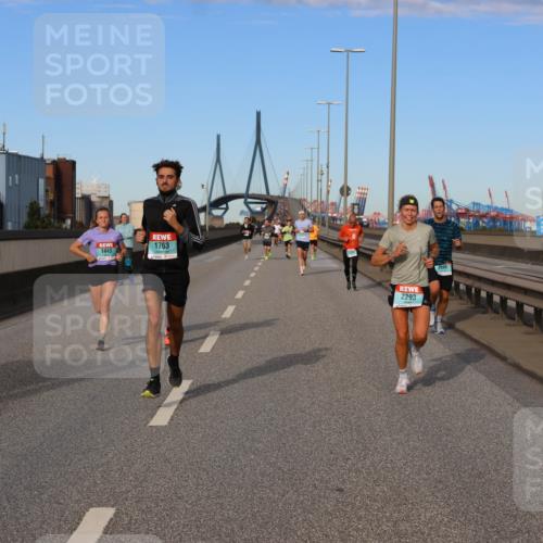 03.10.2024 - Köhlbrandbrückenlauf Miley Keyser http://msf.ph/oto/7169297 03.10.2024 09:43:35 Position 3 1763, 1443, 2293 meine-sportfotos.de