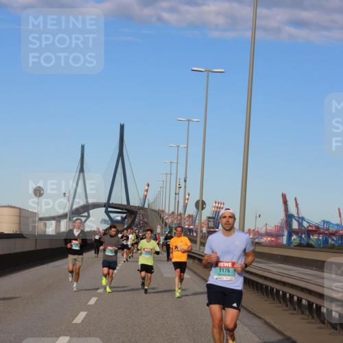 03.10.2024 - Köhlbrandbrückenlauf Miley Keyser http://msf.ph/oto/7169334 03.10.2024 09:43:42 Position 3 1914, 1161, 1176 meine-sportfotos.de