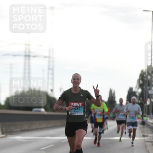 03.10.2024 - Köhlbrandbrückenlauf Fuchs,  Jonas http://msf.ph/oto/7169343 03.10.2024 09:11:18 Position 3 027 meine-sportfotos.de