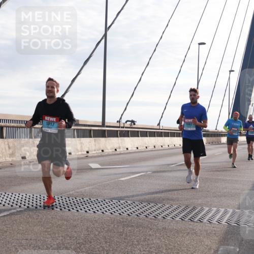 03.10.2024 - Köhlbrandbrückenlauf Matties Gatica Varas http://msf.ph/oto/7169395 03.10.2024 09:20:58 Position 2 1082, 1017 meine-sportfotos.de