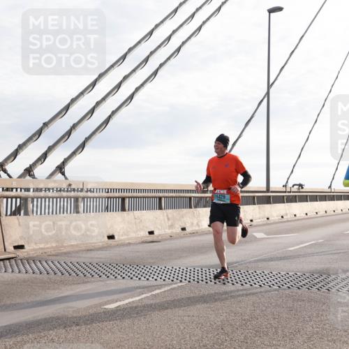 03.10.2024 - Köhlbrandbrückenlauf Matties Gatica Varas http://msf.ph/oto/7169553 03.10.2024 09:21:00 Position 2 1429, 1213 meine-sportfotos.de