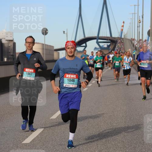 03.10.2024 - Köhlbrandbrückenlauf Miley Keyser http://msf.ph/oto/7169974 03.10.2024 09:44:46 Position 3 1867, 00, 1046, 1493 meine-sportfotos.de