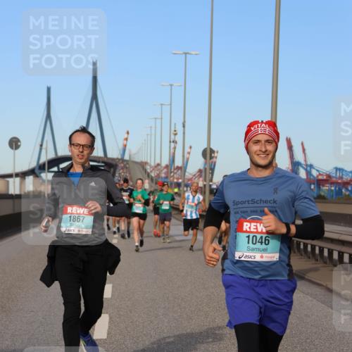 03.10.2024 - Köhlbrandbrückenlauf Miley Keyser http://msf.ph/oto/7170017 03.10.2024 09:44:47 Position 3 1867, 1046 meine-sportfotos.de