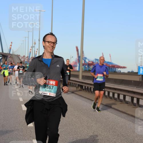 03.10.2024 - Köhlbrandbrückenlauf Miley Keyser http://msf.ph/oto/7170033 03.10.2024 09:44:48 Position 3 1867, 1493 meine-sportfotos.de