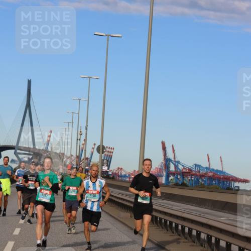 03.10.2024 - Köhlbrandbrückenlauf Miley Keyser http://msf.ph/oto/7170049 03.10.2024 09:44:52 Position 3 4153, 1202, 159, 1327, 1108 meine-sportfotos.de
