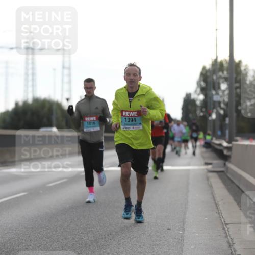 03.10.2024 - Köhlbrandbrückenlauf Fuchs,  Jonas http://msf.ph/oto/7170058 03.10.2024 09:11:38 Position 3 1016, 1394 meine-sportfotos.de