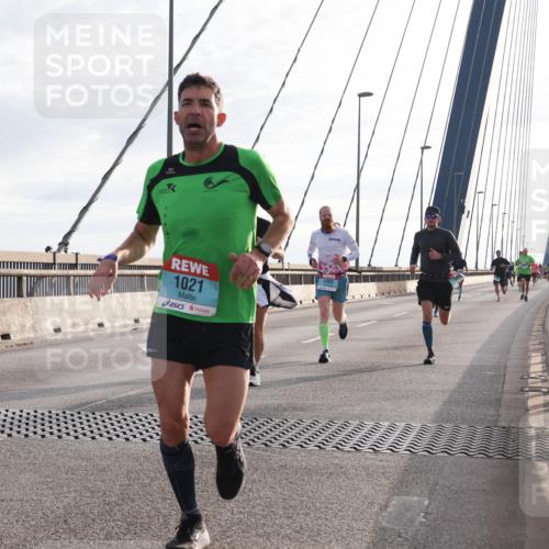 03.10.2024 - Köhlbrandbrückenlauf Matties Gatica Varas http://msf.ph/oto/7170117 03.10.2024 09:21:10 Position 2 1021, 1423 meine-sportfotos.de