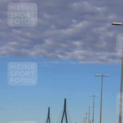 03.10.2024 - Köhlbrandbrückenlauf Miley Keyser http://msf.ph/oto/7170148 03.10.2024 09:44:54 Position 3 1327, 1202, 1108 meine-sportfotos.de