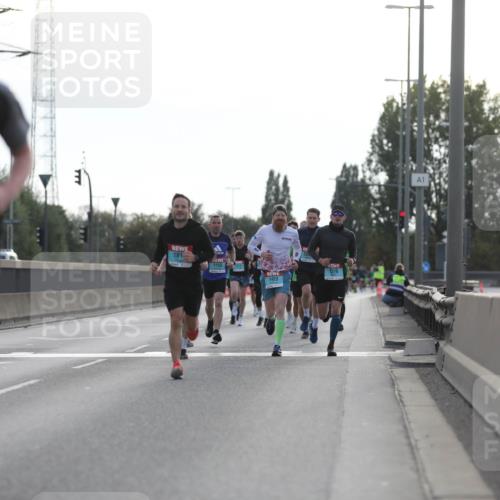 03.10.2024 - Köhlbrandbrückenlauf Fuchs,  Jonas http://msf.ph/oto/7170189 03.10.2024 09:11:43 Position 3  meine-sportfotos.de