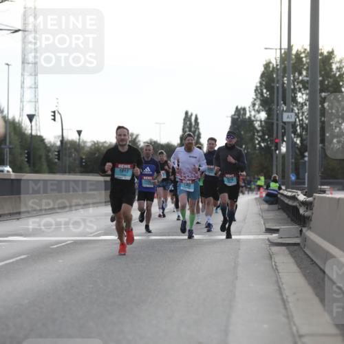 03.10.2024 - Köhlbrandbrückenlauf Fuchs,  Jonas http://msf.ph/oto/7170206 03.10.2024 09:11:43 Position 3 1160, 1017, 1316, 1155, 1423, 1 meine-sportfotos.de