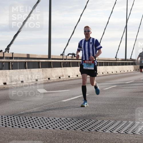 03.10.2024 - Köhlbrandbrückenlauf Matties Gatica Varas http://msf.ph/oto/7170378 03.10.2024 09:21:15 Position 2 1129 meine-sportfotos.de