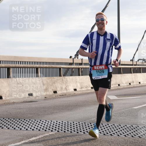 03.10.2024 - Köhlbrandbrückenlauf Matties Gatica Varas http://msf.ph/oto/7170471 03.10.2024 09:21:16 Position 2 1129 meine-sportfotos.de