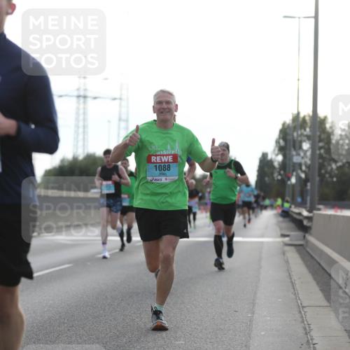 03.10.2024 - Köhlbrandbrückenlauf Fuchs,  Jonas http://msf.ph/oto/7170555 03.10.2024 09:11:51 Position 3 2085, 1088 meine-sportfotos.de