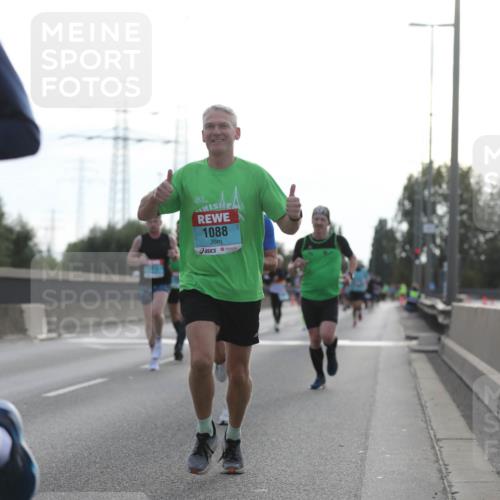 03.10.2024 - Köhlbrandbrückenlauf Fuchs,  Jonas http://msf.ph/oto/7170578 03.10.2024 09:11:51 Position 3 1088 meine-sportfotos.de