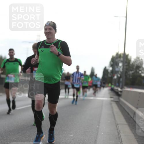 03.10.2024 - Köhlbrandbrückenlauf Fuchs,  Jonas http://msf.ph/oto/7170775 03.10.2024 09:11:54 Position 3 1015 meine-sportfotos.de