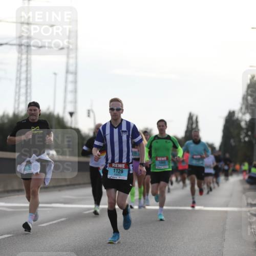 03.10.2024 - Köhlbrandbrückenlauf Fuchs,  Jonas http://msf.ph/oto/7170794 03.10.2024 09:11:55 Position 3 1129, 1065 meine-sportfotos.de
