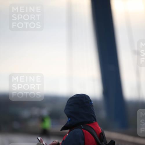 03.10.2024 - Köhlbrandbrückenlauf Jannik Wohlers http://msf.ph/oto/7170954 03.10.2024 09:04:19 Position 1  meine-sportfotos.de