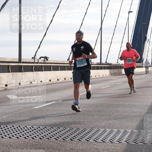 03.10.2024 - Köhlbrandbrückenlauf Matties Gatica Varas http://msf.ph/oto/7171127 03.10.2024 09:21:28 Position 2 1141, 1361 meine-sportfotos.de