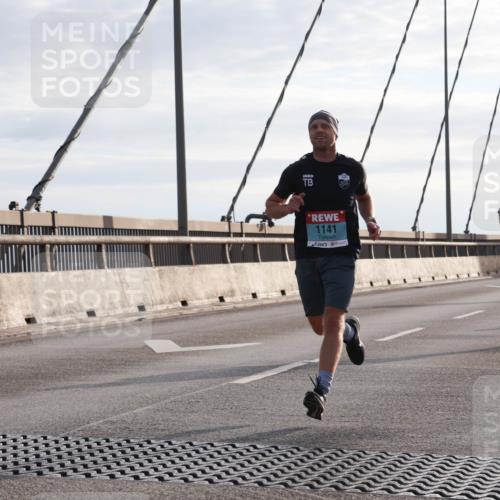 03.10.2024 - Köhlbrandbrückenlauf Matties Gatica Varas http://msf.ph/oto/7171178 03.10.2024 09:21:29 Position 2 1141, 1361 meine-sportfotos.de