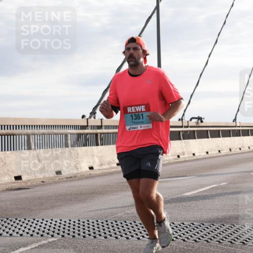03.10.2024 - Köhlbrandbrückenlauf Matties Gatica Varas http://msf.ph/oto/7171349 03.10.2024 09:21:32 Position 2 1361, 3399 meine-sportfotos.de