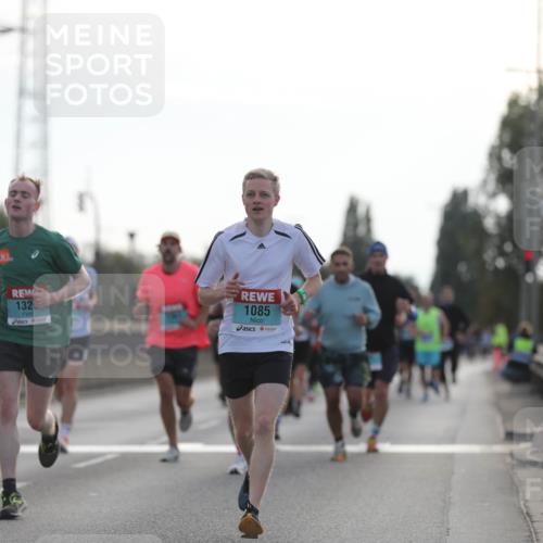 03.10.2024 - Köhlbrandbrückenlauf Fuchs,  Jonas http://msf.ph/oto/7171401 03.10.2024 09:12:04 Position 3 132, 1085 meine-sportfotos.de