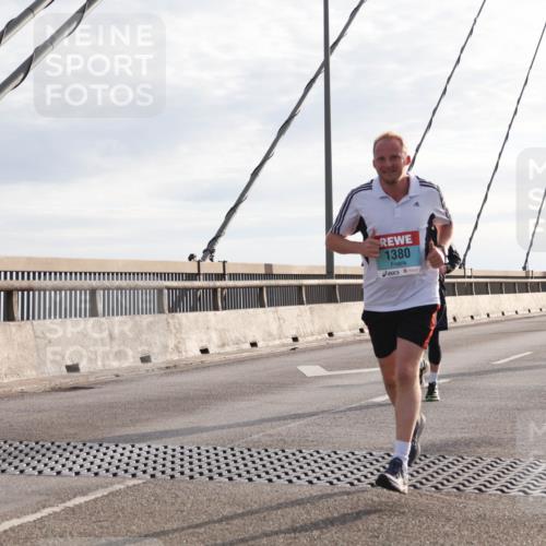 03.10.2024 - Köhlbrandbrückenlauf Matties Gatica Varas http://msf.ph/oto/7171414 03.10.2024 09:21:34 Position 2 1380 meine-sportfotos.de