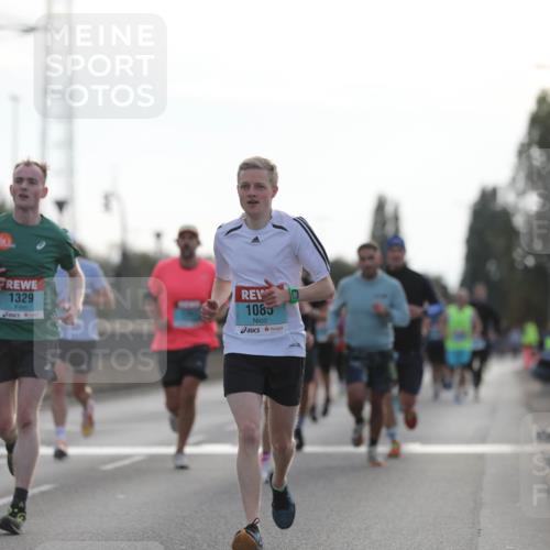 03.10.2024 - Köhlbrandbrückenlauf Fuchs,  Jonas http://msf.ph/oto/7171444 03.10.2024 09:12:04 Position 3 1329, 1085 meine-sportfotos.de
