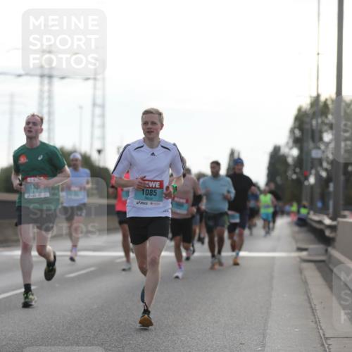 03.10.2024 - Köhlbrandbrückenlauf Fuchs,  Jonas http://msf.ph/oto/7171582 03.10.2024 09:12:05 Position 3 132, 1085 meine-sportfotos.de