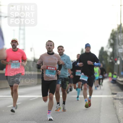 03.10.2024 - Köhlbrandbrückenlauf Fuchs,  Jonas http://msf.ph/oto/7171647 03.10.2024 09:12:07 Position 3 1361, 1098 meine-sportfotos.de