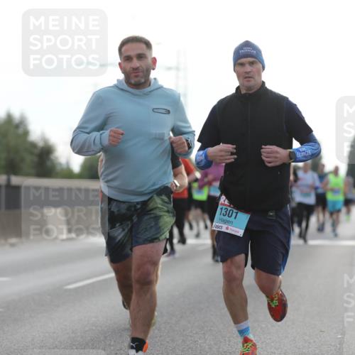 03.10.2024 - Köhlbrandbrückenlauf Fuchs,  Jonas http://msf.ph/oto/7171848 03.10.2024 09:12:09 Position 3 1301 meine-sportfotos.de