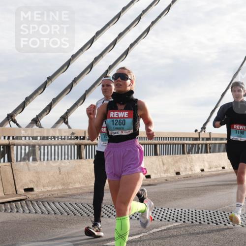 03.10.2024 - Köhlbrandbrückenlauf Matties Gatica Varas http://msf.ph/oto/7171858 03.10.2024 09:21:43 Position 2 15, 1260, 1198, 262766 meine-sportfotos.de