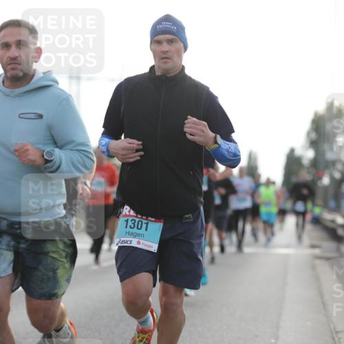 03.10.2024 - Köhlbrandbrückenlauf Fuchs,  Jonas http://msf.ph/oto/7171868 03.10.2024 09:12:10 Position 3 1301 meine-sportfotos.de