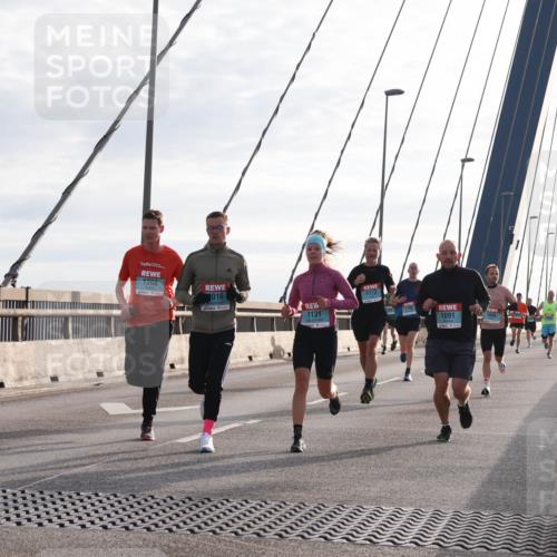 03.10.2024 - Köhlbrandbrückenlauf Matties Gatica Varas http://msf.ph/oto/7171973 03.10.2024 09:21:45 Position 2 1308, 016, 1172, 1131, 1091 meine-sportfotos.de
