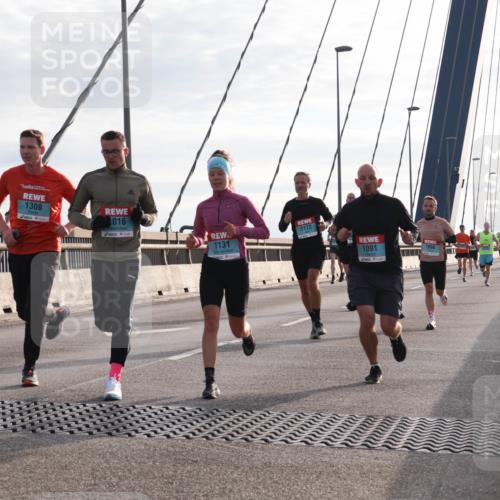 03.10.2024 - Köhlbrandbrückenlauf Matties Gatica Varas http://msf.ph/oto/7172040 03.10.2024 09:21:46 Position 2 1308, 016, 1172, 1131, 1091, 1098 meine-sportfotos.de