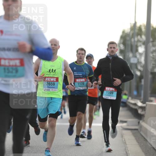 03.10.2024 - Köhlbrandbrückenlauf Fuchs,  Jonas http://msf.ph/oto/7172084 03.10.2024 09:12:16 Position 3 140, 1529, 2659, 2019, 1170, 1109 meine-sportfotos.de
