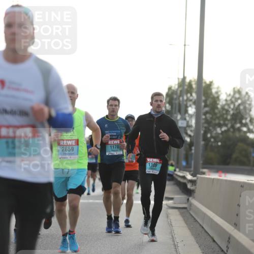 03.10.2024 - Köhlbrandbrückenlauf Fuchs,  Jonas http://msf.ph/oto/7172106 03.10.2024 09:12:16 Position 3 1140, 1529, 2659, 1, 2017, 1170, 1109 meine-sportfotos.de