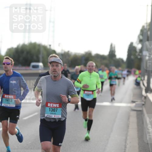 03.10.2024 - Köhlbrandbrückenlauf Fuchs,  Jonas http://msf.ph/oto/7172362 03.10.2024 09:12:24 Position 3 1068, 1413, 1307, 1067 meine-sportfotos.de