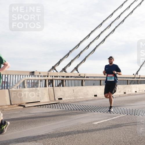03.10.2024 - Köhlbrandbrückenlauf Matties Gatica Varas http://msf.ph/oto/7172493 03.10.2024 09:21:54 Position 2 1329, 1743, 2659, 1163 meine-sportfotos.de