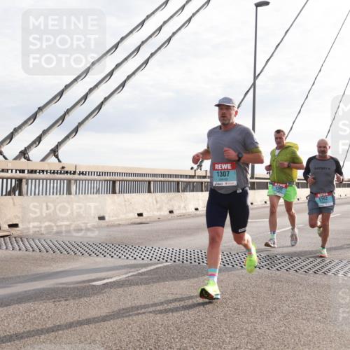 03.10.2024 - Köhlbrandbrückenlauf Matties Gatica Varas http://msf.ph/oto/7172820 03.10.2024 09:21:59 Position 2 1307, 1391, 1162, 1469 meine-sportfotos.de
