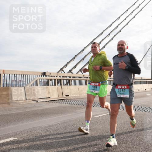 03.10.2024 - Köhlbrandbrückenlauf Matties Gatica Varas http://msf.ph/oto/7172918 03.10.2024 09:22:01 Position 2 1391, 1162, 1469 meine-sportfotos.de