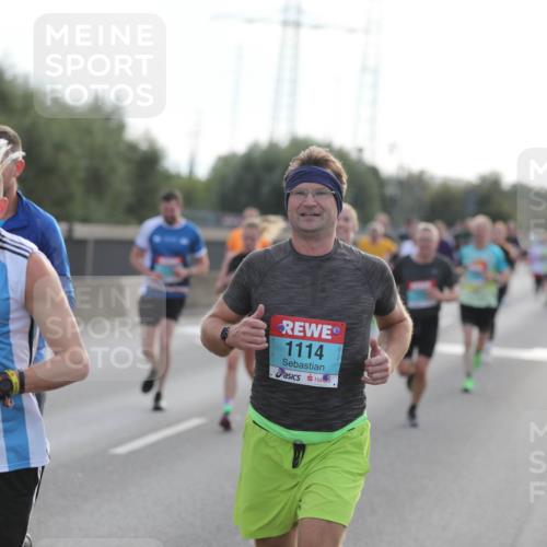03.10.2024 - Köhlbrandbrückenlauf Fuchs,  Jonas http://msf.ph/oto/7172959 03.10.2024 09:12:36 Position 3 1108, 1114 meine-sportfotos.de