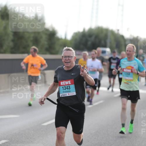 03.10.2024 - Köhlbrandbrückenlauf Fuchs,  Jonas http://msf.ph/oto/7172988 03.10.2024 09:12:38 Position 3 1343, 1268 meine-sportfotos.de