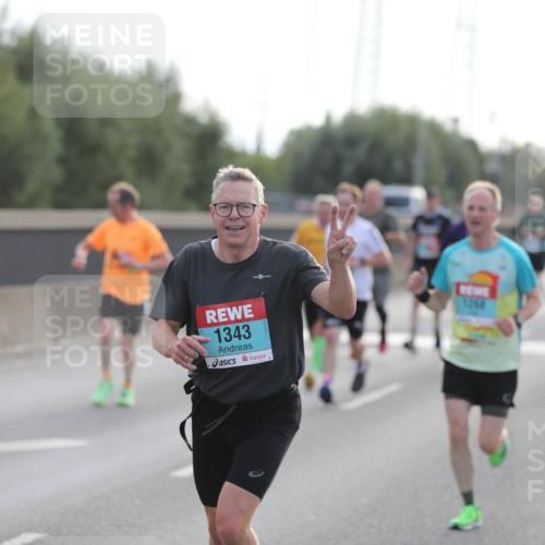 03.10.2024 - Köhlbrandbrückenlauf Fuchs,  Jonas http://msf.ph/oto/7172993 03.10.2024 09:12:38 Position 3 1343, 1254 meine-sportfotos.de