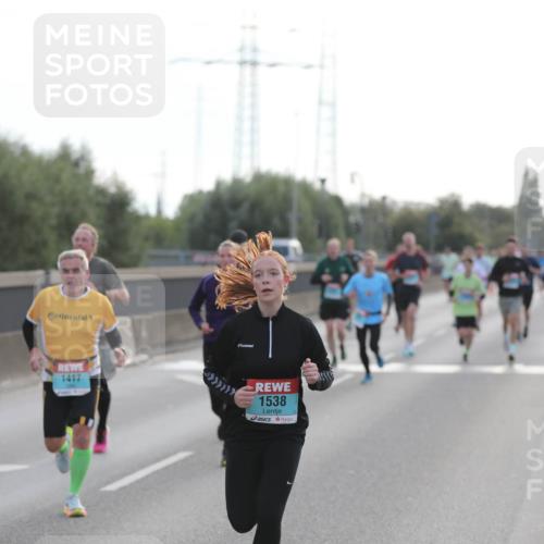 03.10.2024 - Köhlbrandbrückenlauf Fuchs,  Jonas http://msf.ph/oto/7173039 03.10.2024 09:12:41 Position 3 1217, 1417, 1538 meine-sportfotos.de